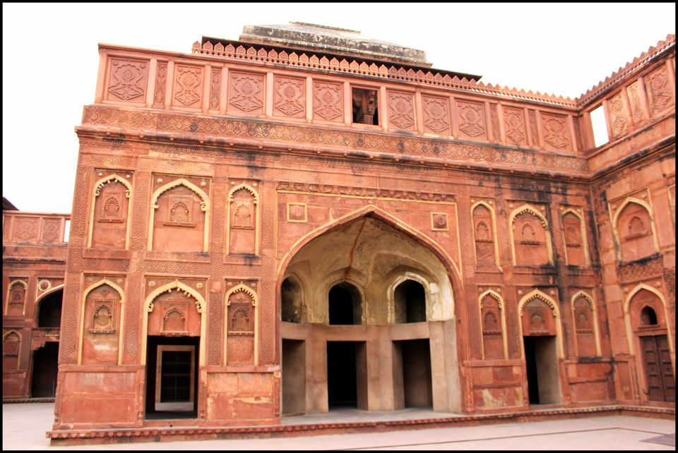 Photo of An Epitome Of Mughal Architecture -Agra Fort 18/24 by Kavita