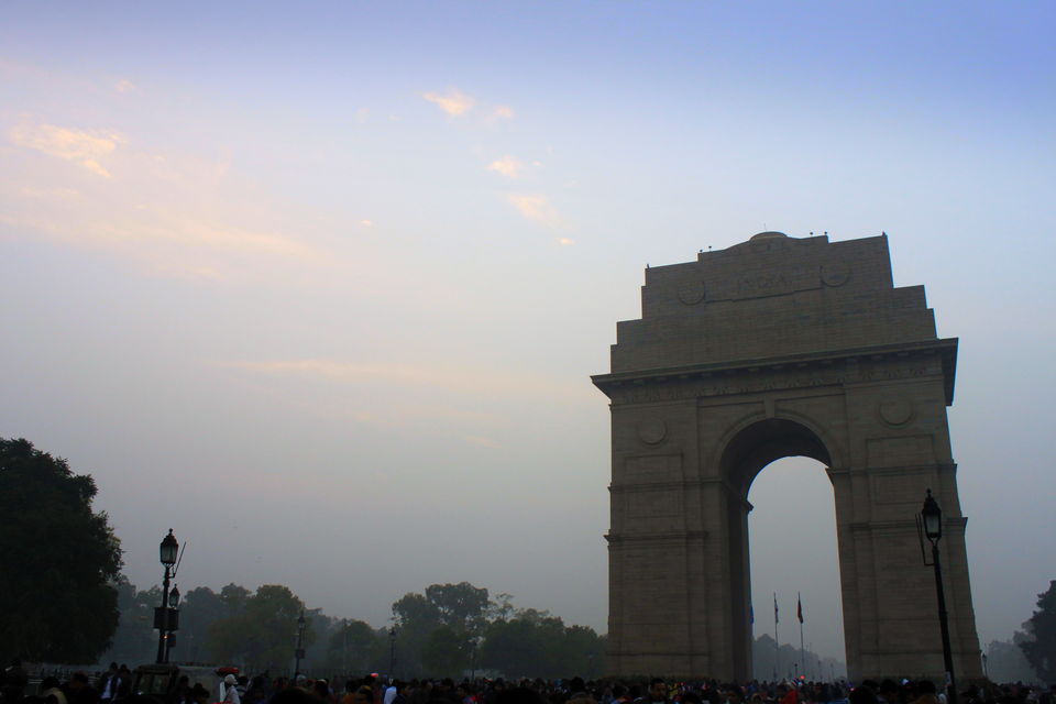 Photo of Delhi A dash of history and modernity. 1/25 by Abhay Kumar