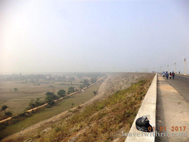 Photo of TRAVEL WITH RD: मुकुटमणिपुर बांध (Mukutmanipur Dam: Second largest earthen dam of India) by RD Prajapati