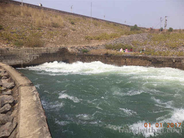Photo of TRAVEL WITH RD: मुकुटमणिपुर बांध (Mukutmanipur Dam: Second largest earthen dam of India) by RD Prajapati
