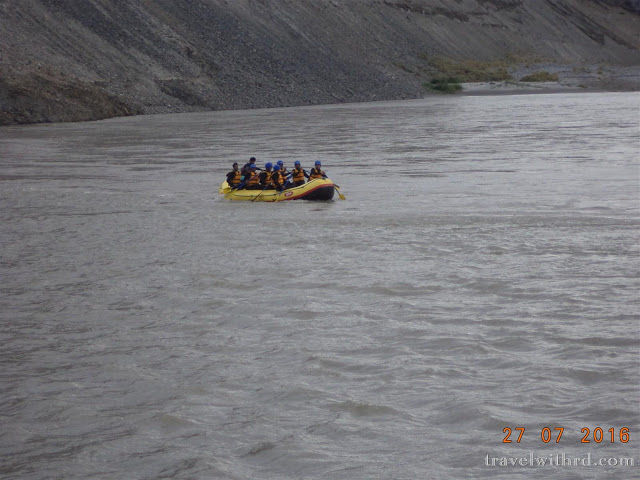Photo of मिशन लद्दाख-7: मैग्नेटिक हिल का रहस्य और सिंधु-जांस्कर संगम (The Mysterious Magnetic Hill & Sindhu-J 7/7 by RD Prajapati