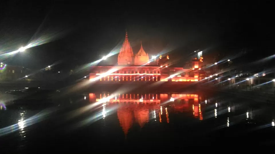 Photo of My first couchsurfing experience in Varanasi - Travel With RD by RD Prajapati