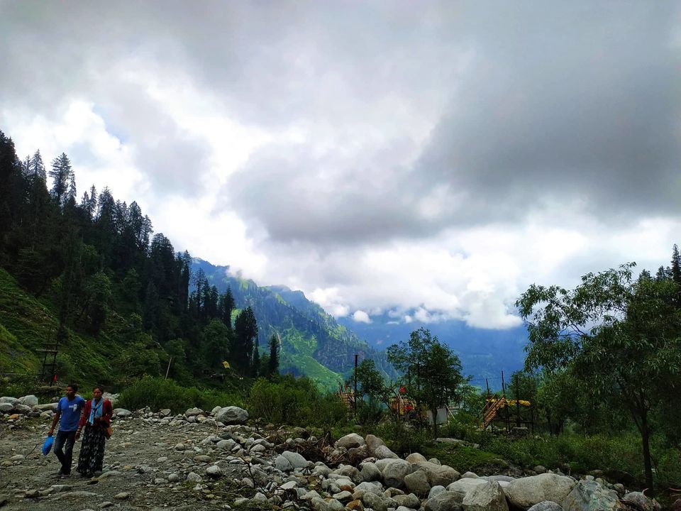Photo of Why travelling to Manali during monsoon is both a good and bad idea? by Priya Chaudhary