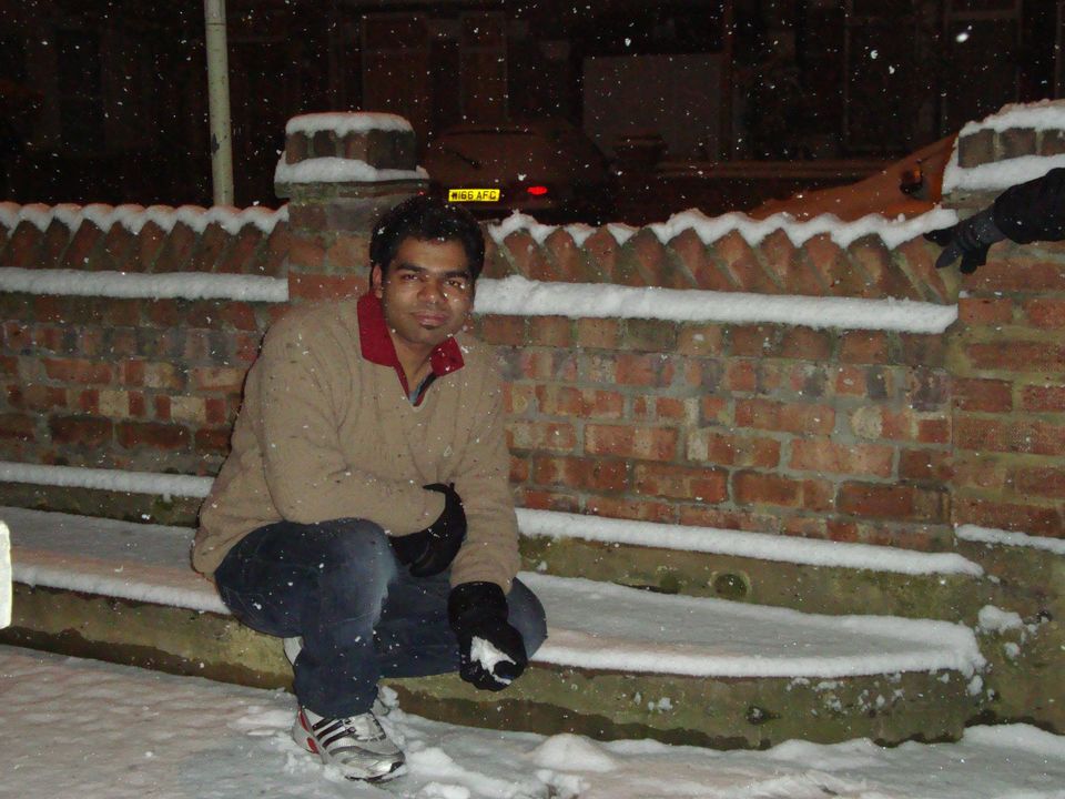 Photo of Heaven of White - SnowFall :) by Rahul Singh