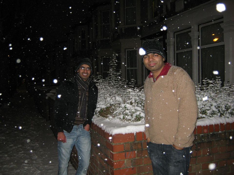 Photo of Heaven of White - SnowFall :) by Rahul Singh