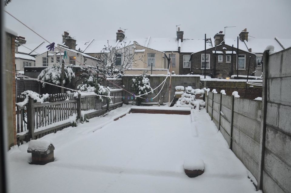 Photo of Heaven of White - SnowFall :) by Rahul Singh