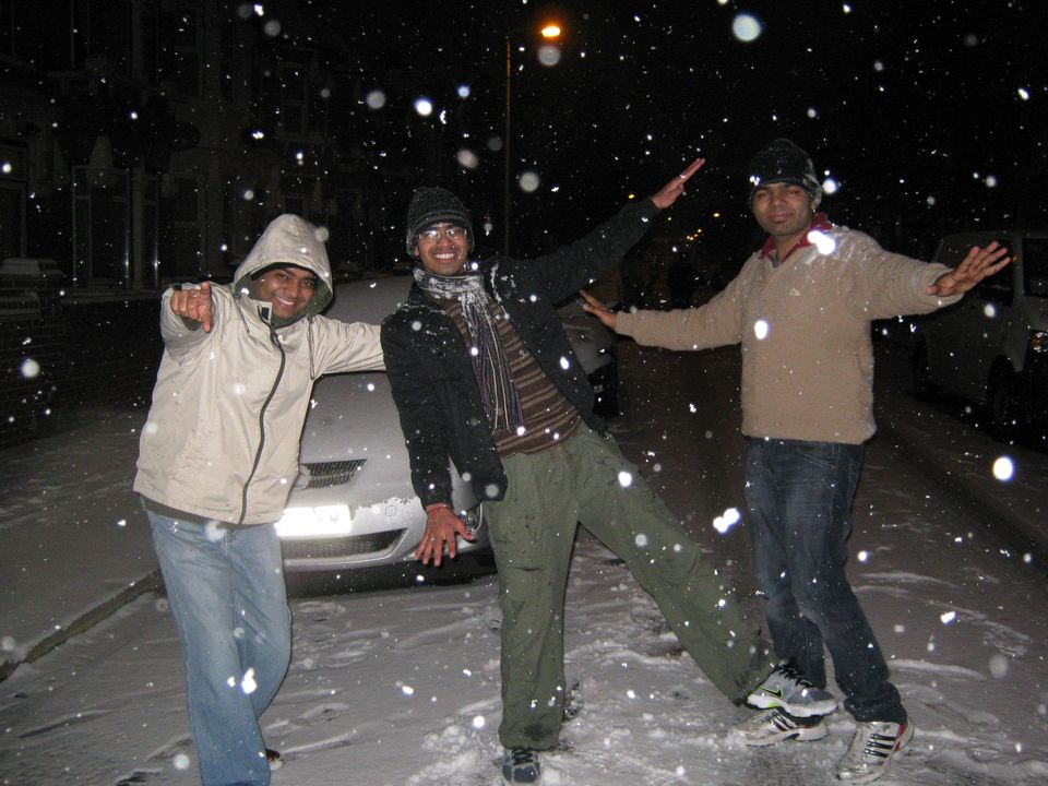 Photo of Heaven of White - SnowFall :) by Rahul Singh