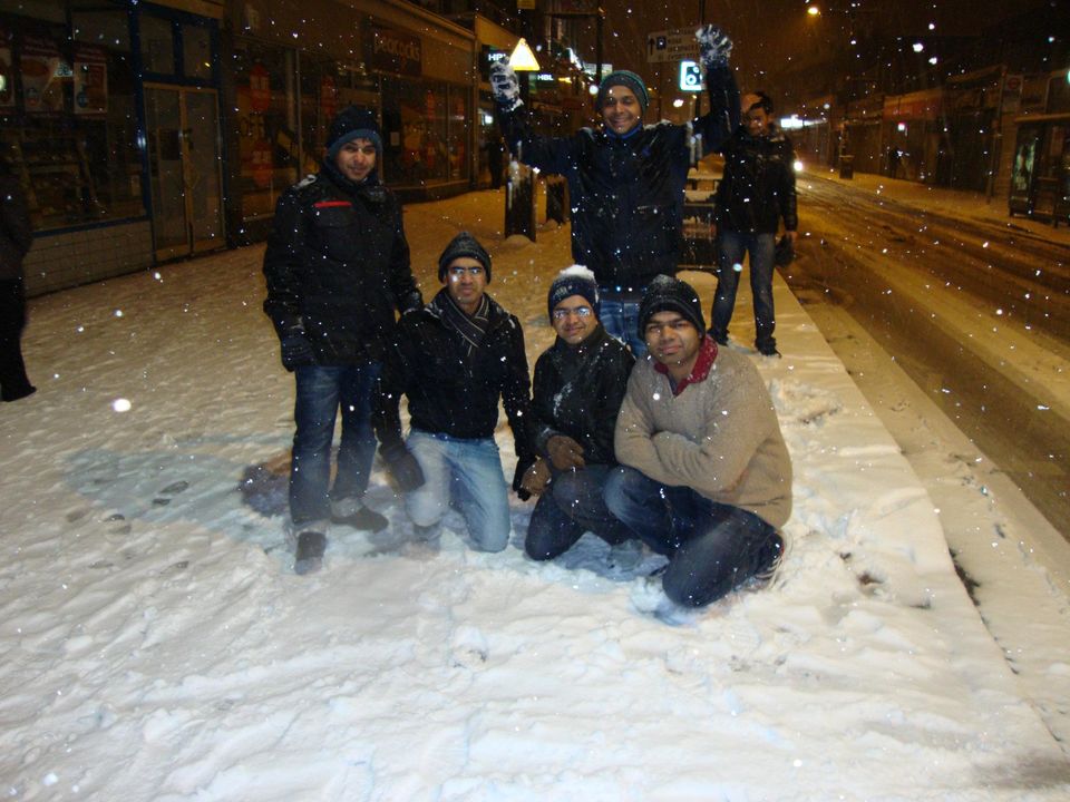 Photo of Heaven of White - SnowFall :) by Rahul Singh
