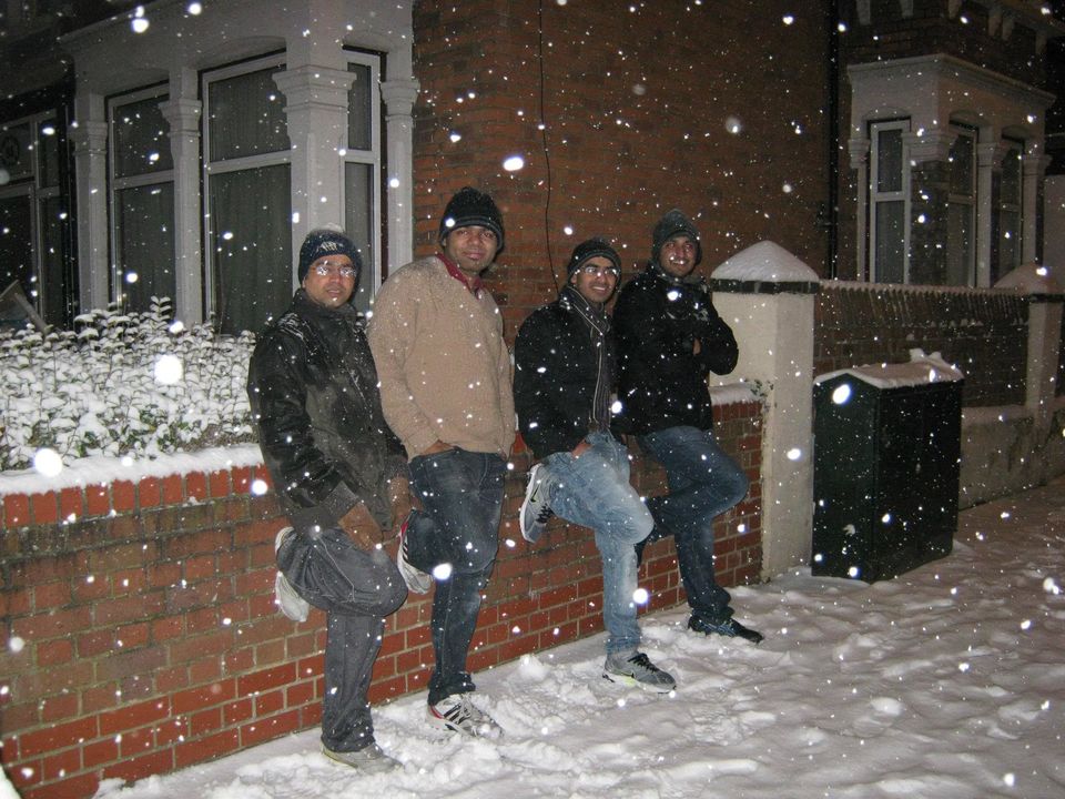 Photo of Heaven of White - SnowFall :) by Rahul Singh