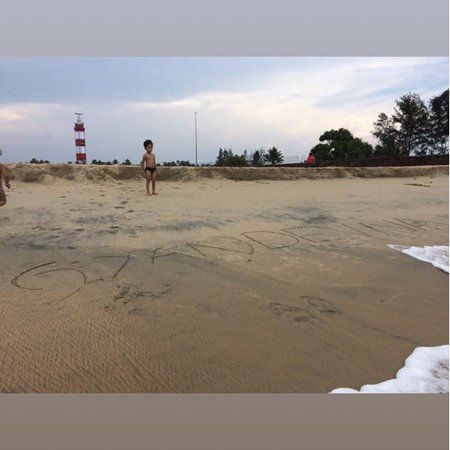 Photo of Light house beach Vypeen Island 12/15 by Nithin