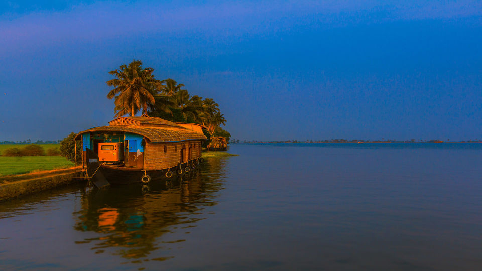 Photo of Alleppey – Kerala Backwaters- Venice of East 6/10 by Nithin