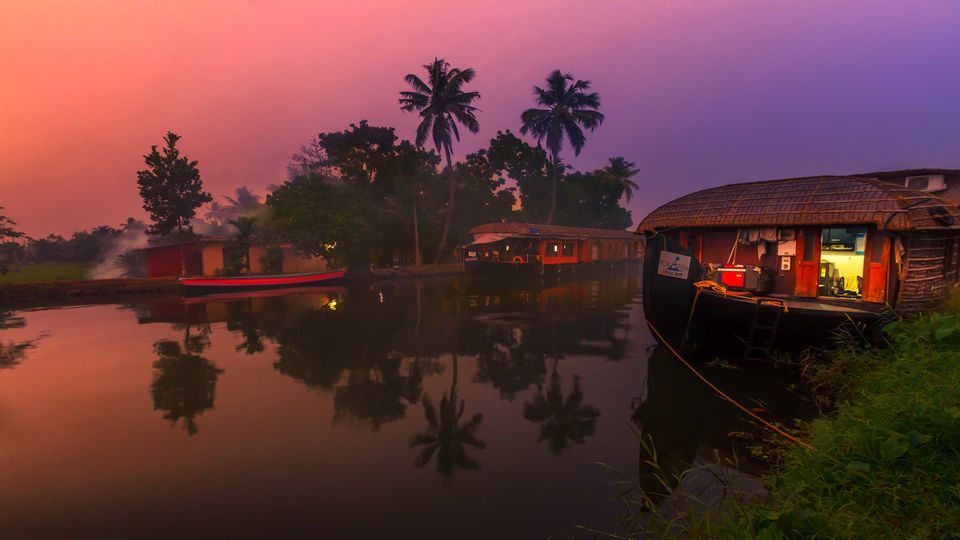 Photo of Alleppey – Kerala Backwaters- Venice of East 9/10 by Nithin