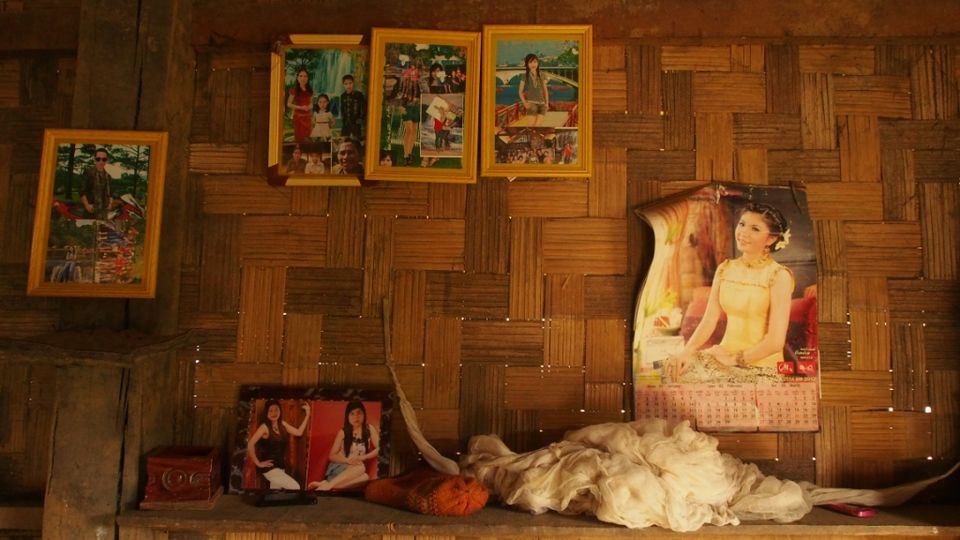 Photo of Courting Adventure In Laos: Backpacking Tales 4/7 by Lionel&Emma