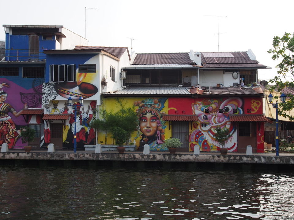 Photo of Backpacking Across Unexplored Malaysia 2/5 by Lionel&Emma