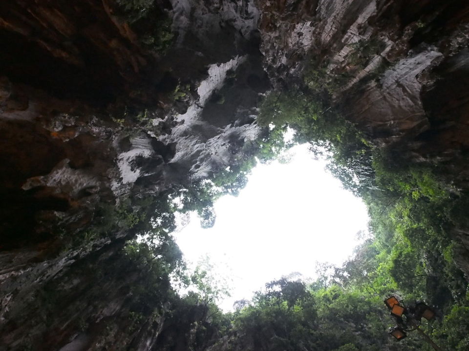 Photo of Backpacking Across Unexplored Malaysia 3/5 by Lionel&Emma