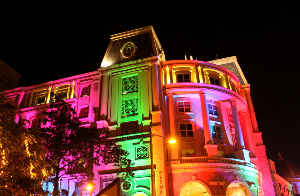 Photo of City Scape: Mumbai – New year celebrations & decorations at Hiranandani Powai 2/15 by Arnav Trivedi