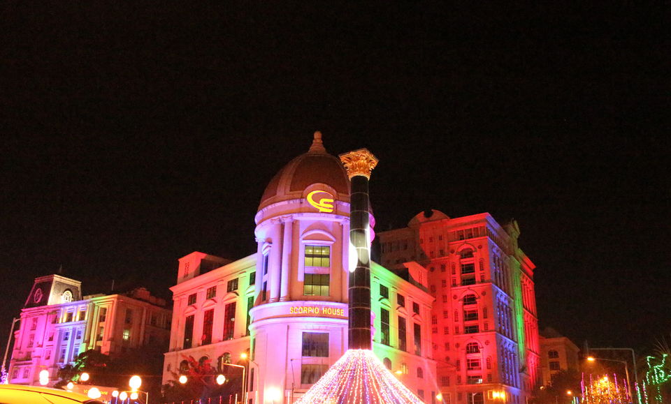 Photo of City Scape: Mumbai – New year celebrations & decorations at Hiranandani Powai 9/15 by Arnav Trivedi