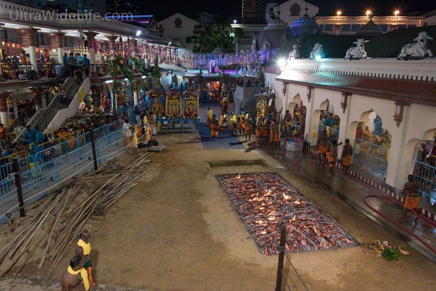 Photo of Thimithi in Singapore – A Firewalking Ceremony 5/11 by Ankur