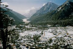 Photo of Yumthang, Sikkim, India by Richa Upreti Karan