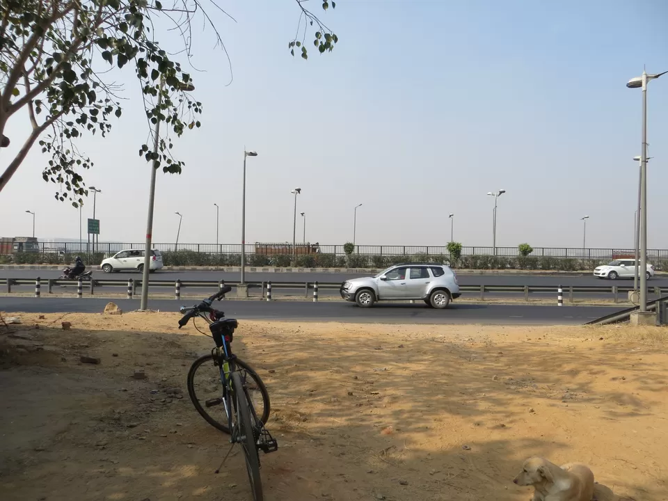 Photo of Delhi-Gurgaon Expressway, Milakpur Kohi Rangpuri, Mahipalpur, New Delhi, Delhi, India by Vishal Kapur