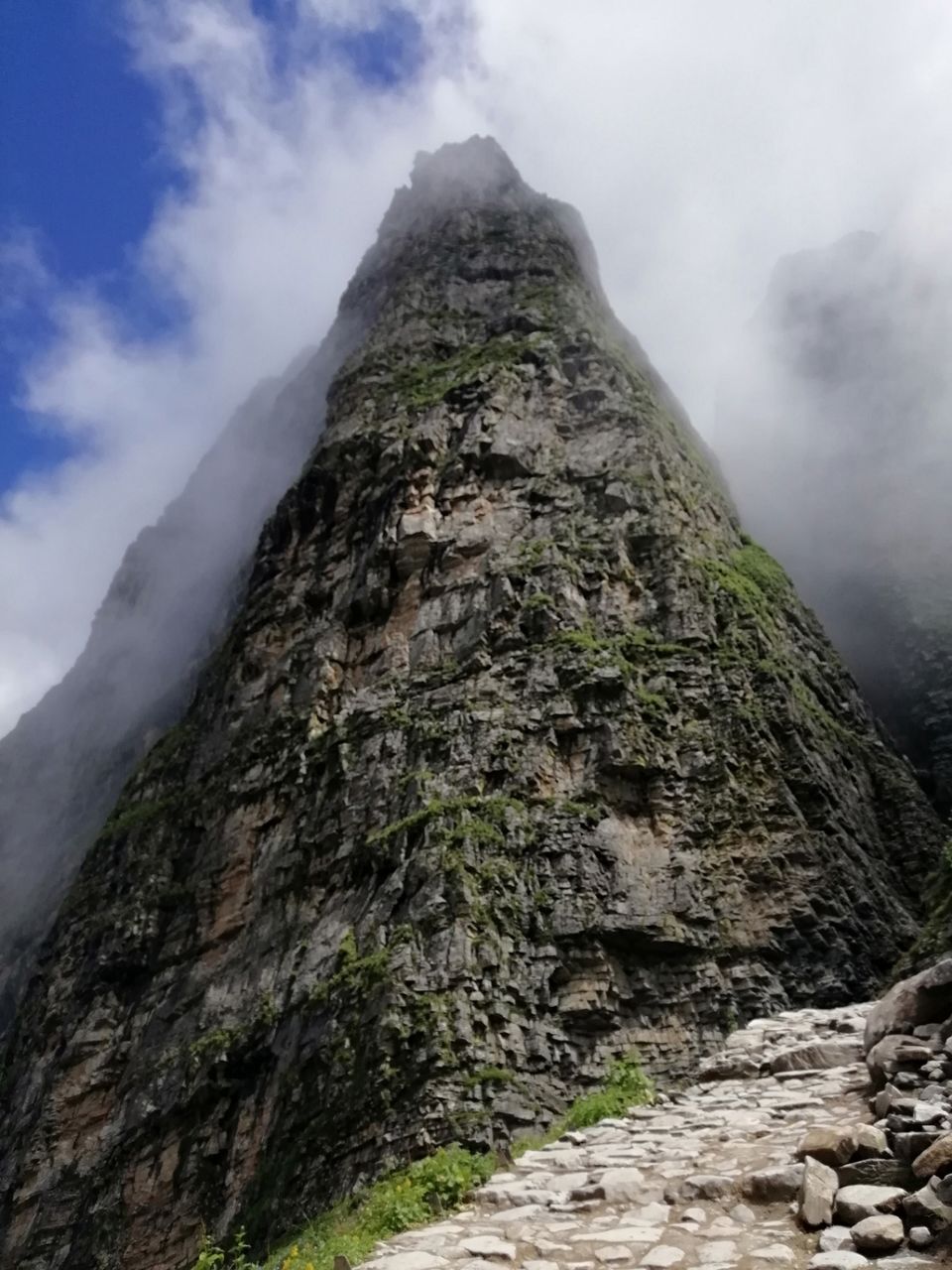 Photo of Hemkund, Uttarakhand, India by Suraj Bajaj
