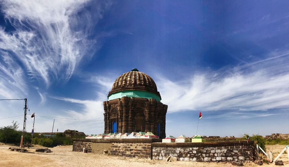 Photo of Lakhpat, Gujarat, India by Suraj Bajaj