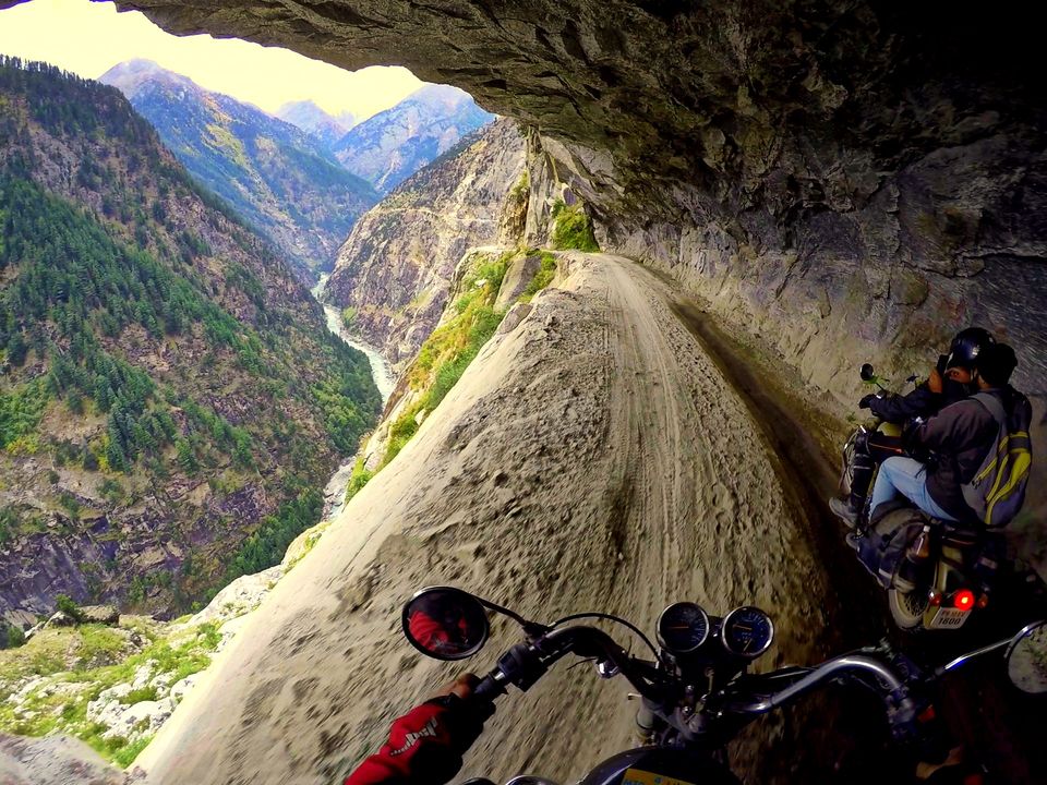 Photo of Riding on the world's most dangerous road, which is in India 6/9 by RE Charanpreet Singh