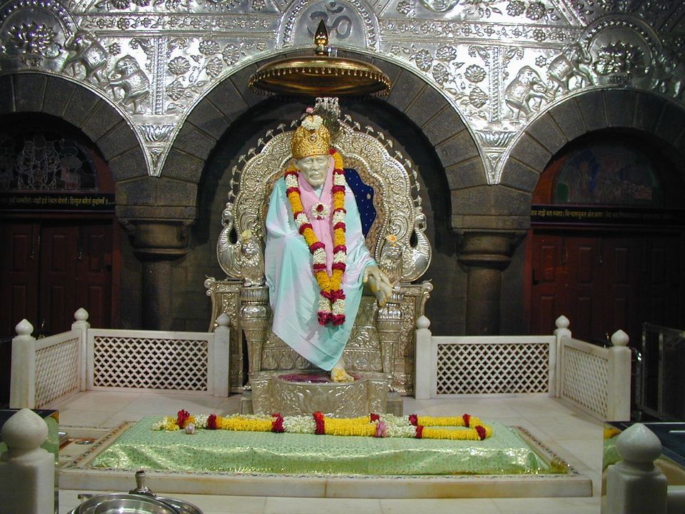 Photo of Shirdi Sai Baba Mandir, Pathri, Maharashtra, India by Monika Shukla