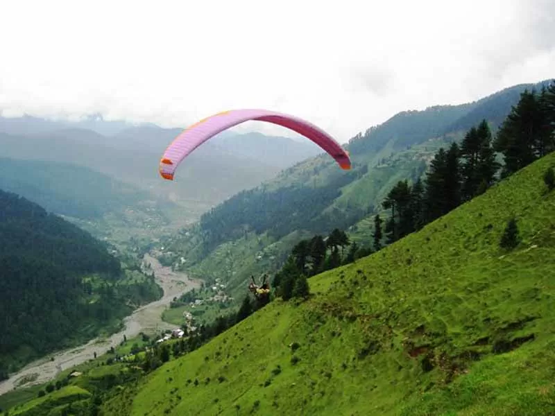 Photo of Bir-Billing Take-off, Biling, Himachal Pradesh, India by Karishma