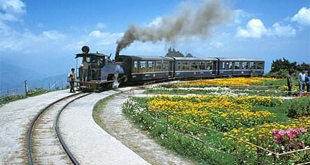 Photo of 6 Trains In India That You Have To Get On! 5/6 by Karishma