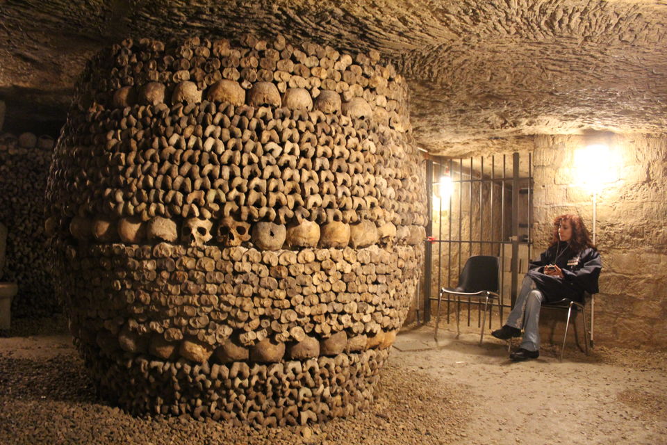 Photo of Beneath the Beautiful City of Paris Lies a 'City of the Dead' Even Locals Don't Know About! 2/18 by S S (Saurabh Sabikhi)