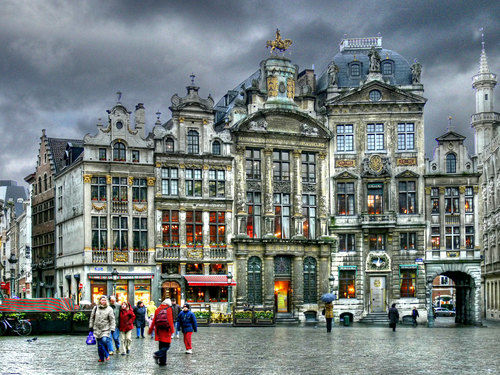 Photo of Grand-Place, Brussels, Belgium by Ruchika Makhija
