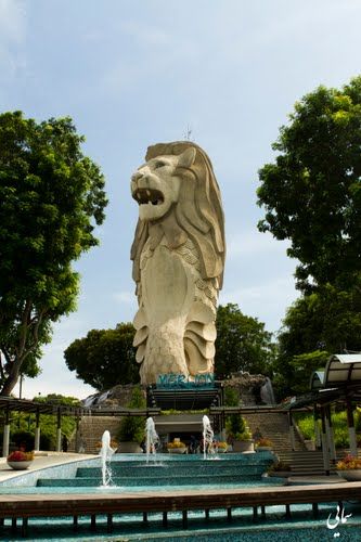 Photo of Merlion Sentosa Singapore by Shantanu Trailokya
