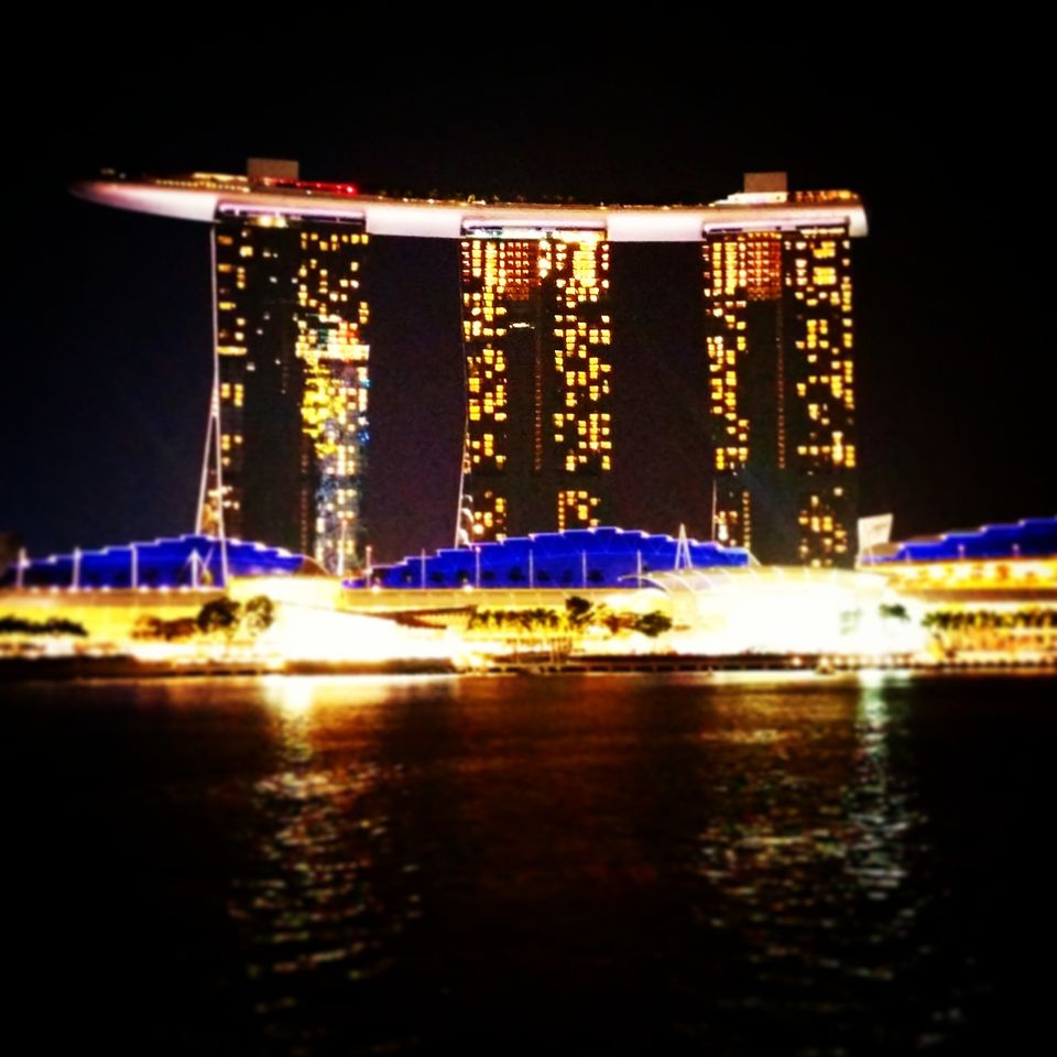 Photo of Marina Bay Sands Hotel Singapore by Shantanu Trailokya