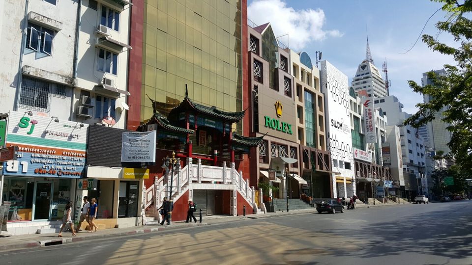 Photo of Silom Bangkok Thailand by Lincoln