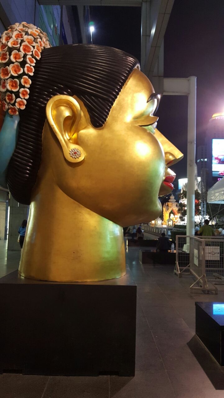 Photo of Night time Bangkok Centerpoint Shopping Center by Lincoln