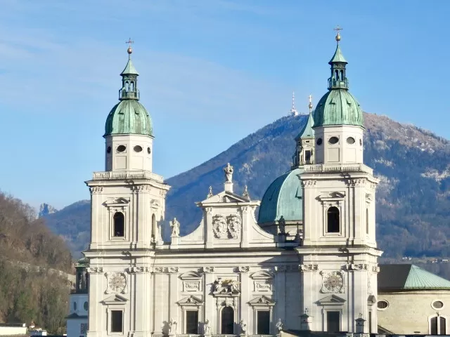 Photo of Austria in winters, is it a good idea or a bad one? by Khyati Thaker @ A Lawyer's Voyage