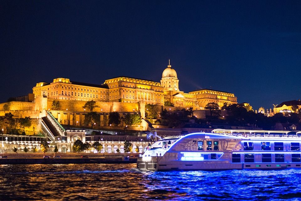 Photo of Danube River, Budapest by Khyati Thaker @ A Lawyer's Voyage
