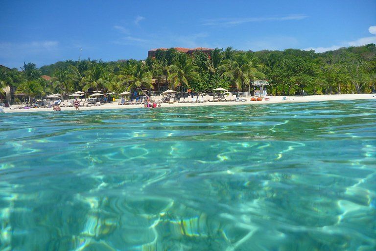 Photo of West Bay Beach, West Bay, Honduras by Khyati Thaker @ A Lawyer's Voyage
