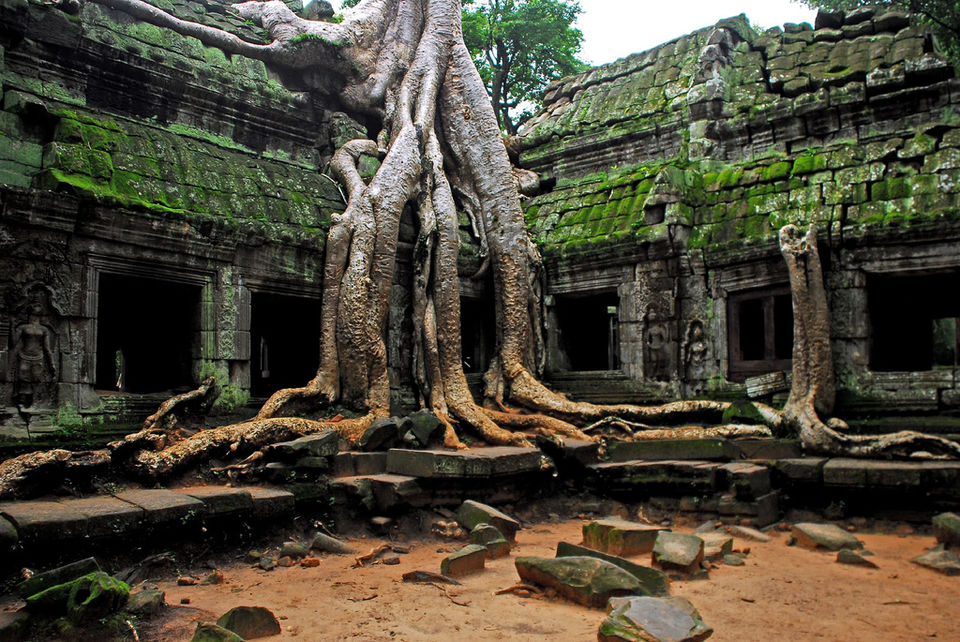 Photo of Cambodia : Ancient History and Sandy Beaches 2/7 by Shweta Apte