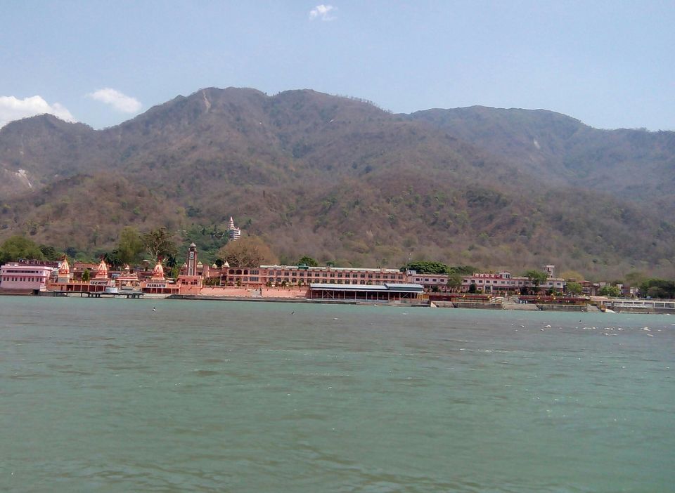 Photo of Go rafting for a day in Rishikesh and leave behind a months tensions by Ishan Chawla