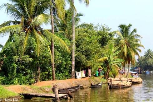 Photo of Kerala Diaries 2: The quintessential houseboat cruise – Worth it/ Not? 18/21 by Lipsa D