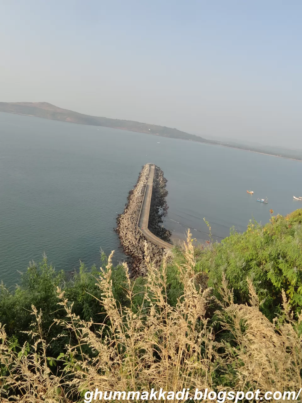 Photo of Ratnadurg Fort, Ratnagiri, Maharashtra by A Ghumakkad Couple