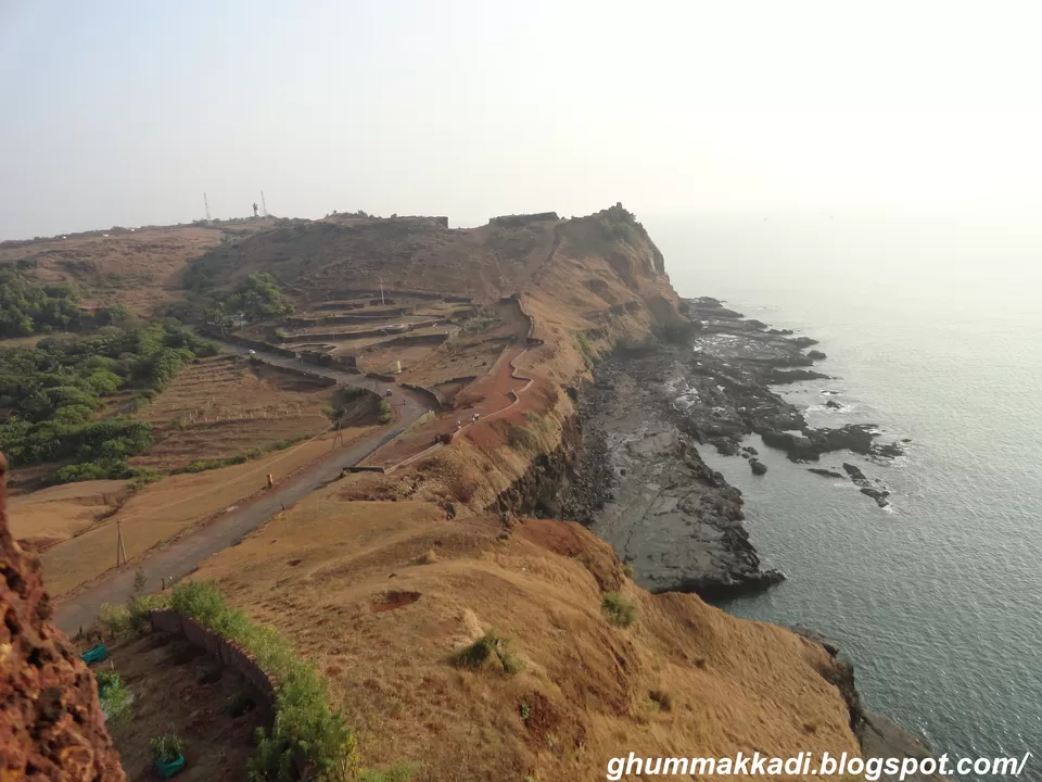 Photo of Ratnadurg Fort, Ratnagiri, Maharashtra by A Ghumakkad Couple