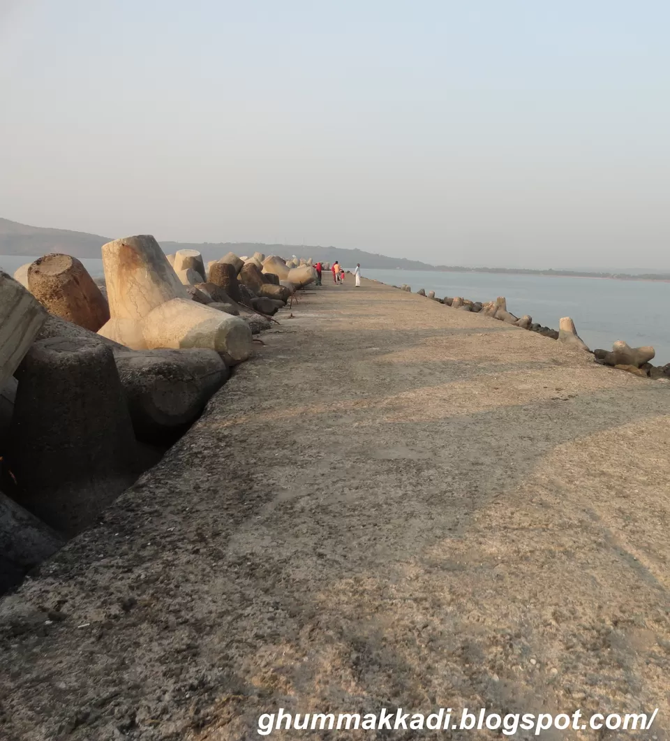 Photo of Ratnadurg Fort, Ratnagiri, Maharashtra by A Ghumakkad Couple