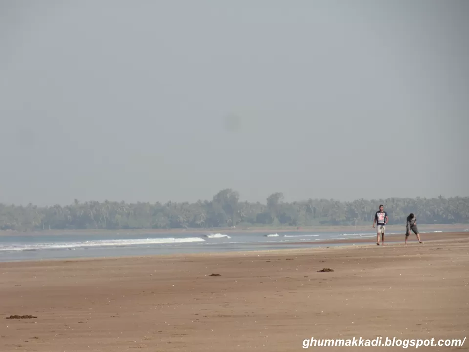 Photo of unknown beach, ratnagiri, maharashtra by A Ghumakkad Couple