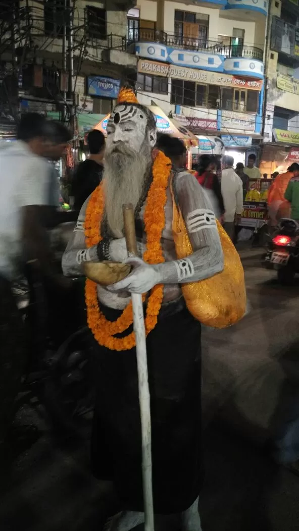 Photo of Varanasi, Uttar Pradesh, India by Travel Katha