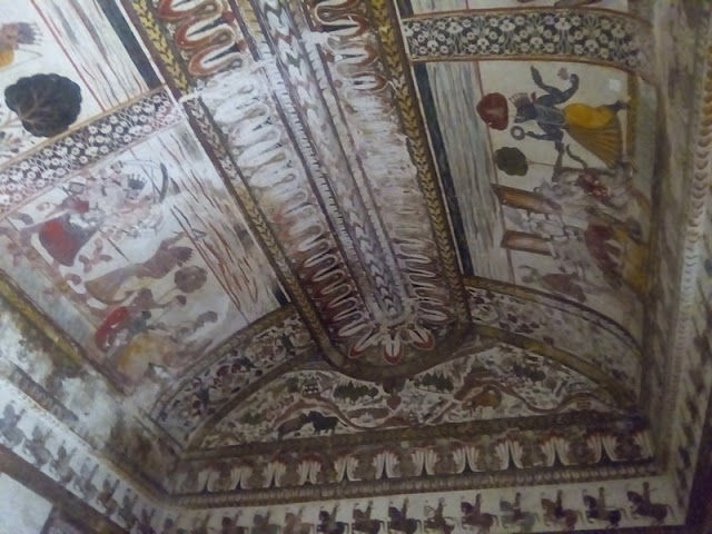 Photo of Orchha-unexplored jewel in the heart of India 8/28 by Travel Katha