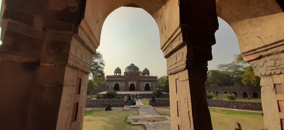 Photo of A Walk Through Lesser Known Isa Khan Tomb 3/4 by Travel Katha
