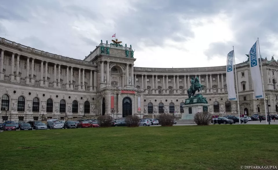 Photo of Hofburg Palace, Vienna, Austria by Diptarka Gupta